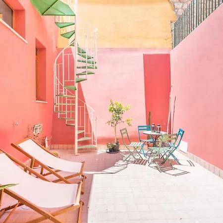 Le Nid - Centro Citta - Terrazza - Wifi Ac شقة كالياري